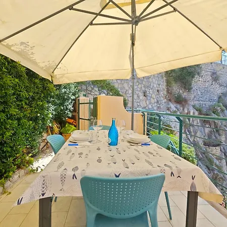 Hostdomus-dream Suite-on The Sea Apartamento