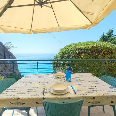 Lägenhet Hostdomus-dream Suite-on The Sea Finale Ligure
