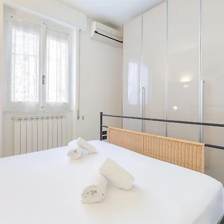 Hostdomus-dream Suite-on The Sea Finale Ligure