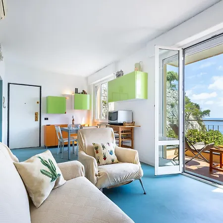 Hostdomus-dream Suite-on The Sea Finale Ligure