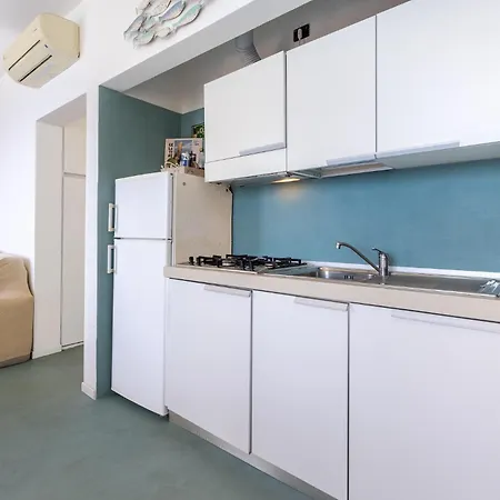Hostdomus-dream Suite-on The Sea Lägenhet Finale Ligure